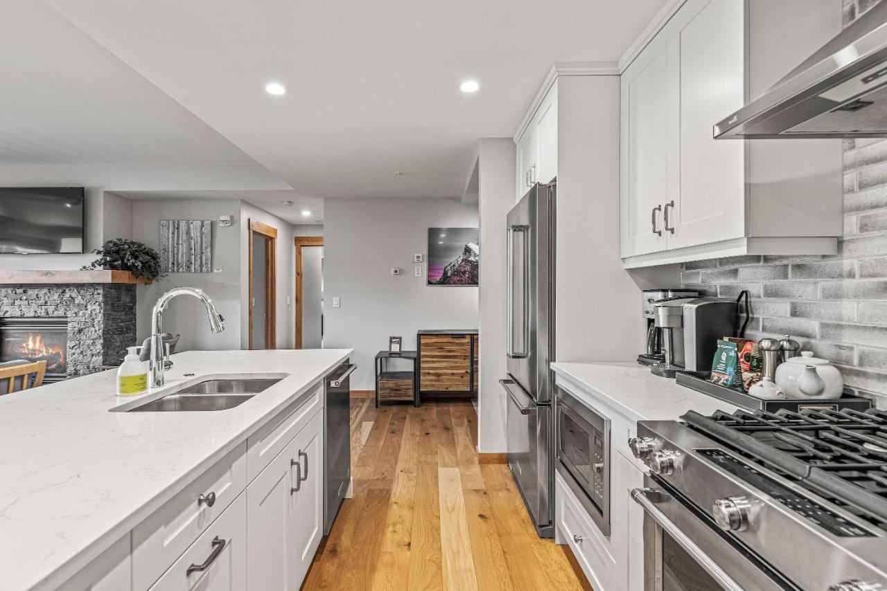 Spring Creek Condo By Canadian Rockies Vacation Rentals แคนมอร์ ภายนอก รูปภาพ