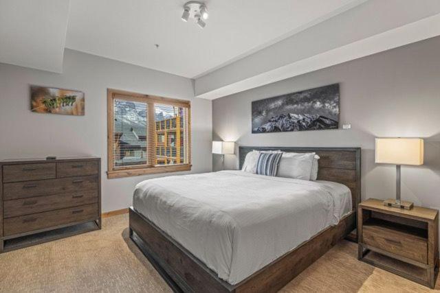 Spring Creek Condo By Canadian Rockies Vacation Rentals แคนมอร์ ภายนอก รูปภาพ